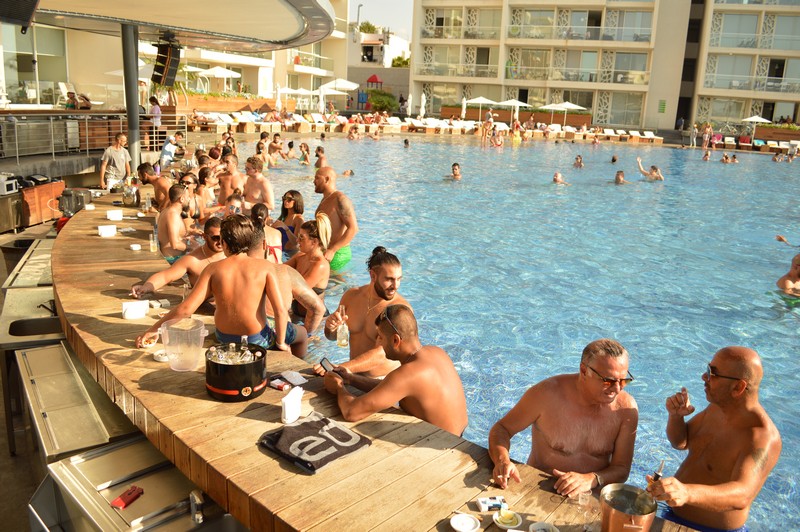 Sunday Pool Party at Whitelace